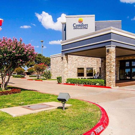 Comfort Inn & Suites Plano East Exterior photo