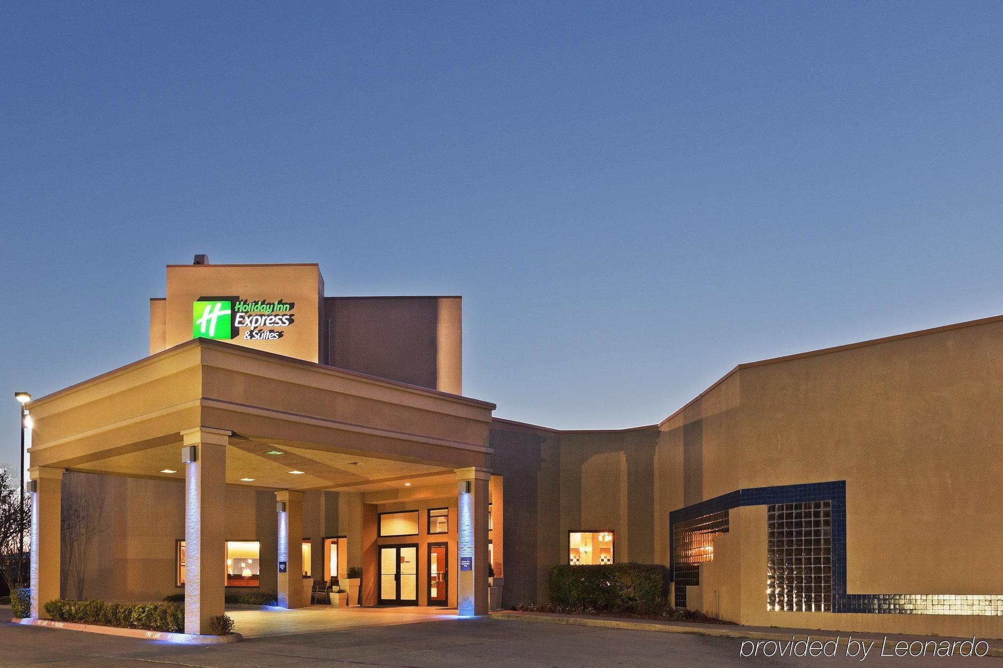 Comfort Inn & Suites Plano East Exterior photo