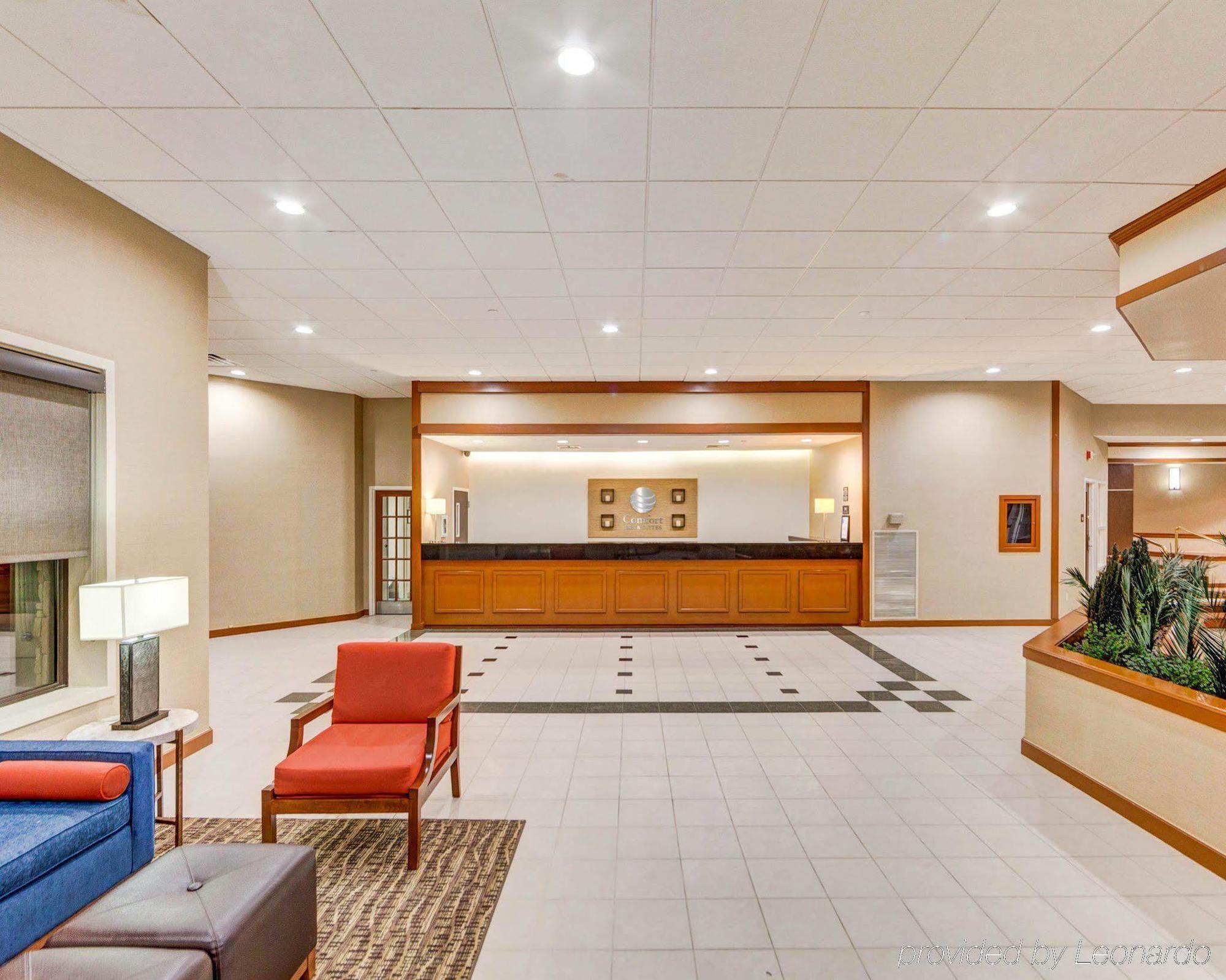 Comfort Inn & Suites Plano East Exterior photo